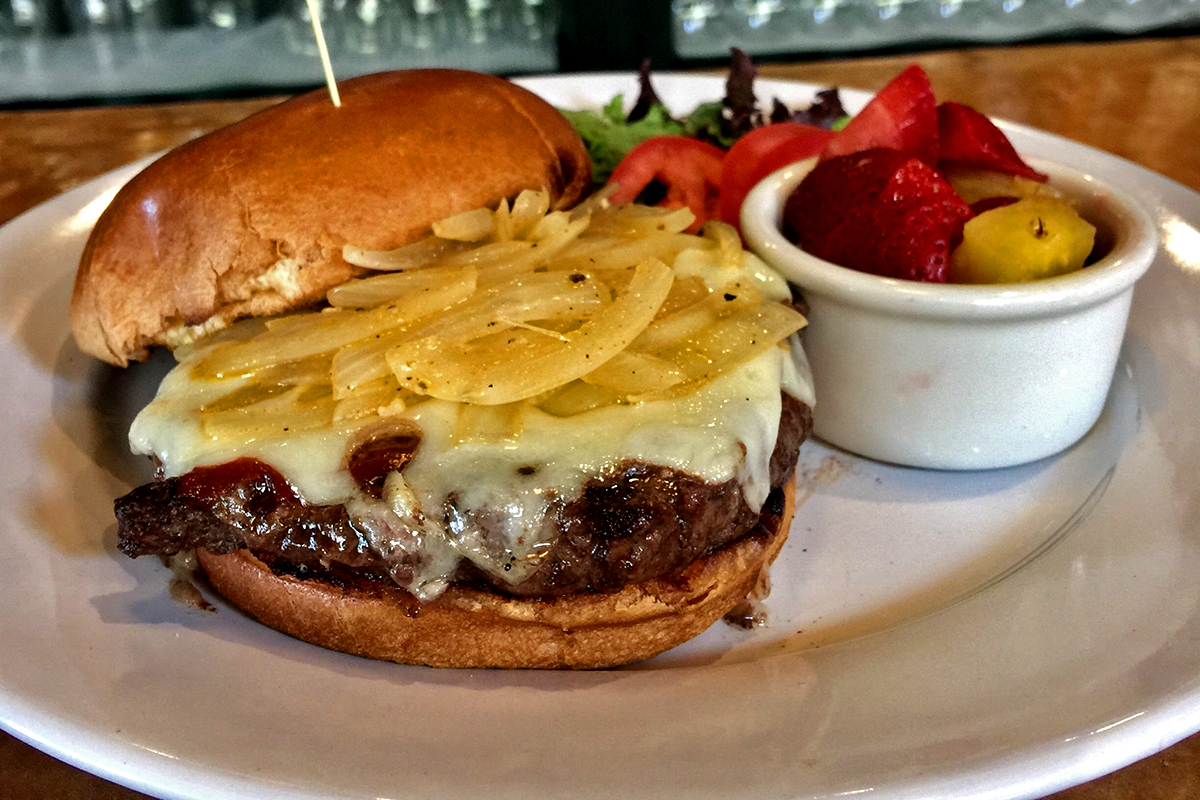 Build your own Burger at the VIne